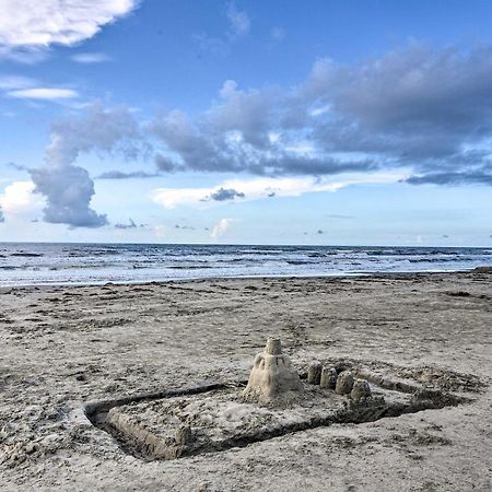 فيلا Salty Dog Galveston House Less Than 1 Mi To Beach! المظهر الخارجي الصورة