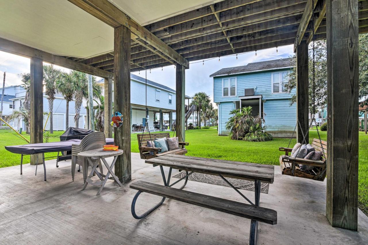 فيلا Salty Dog Galveston House Less Than 1 Mi To Beach! المظهر الخارجي الصورة